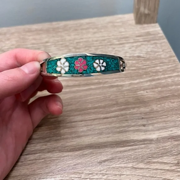 SALE Sterling silver alpaca clasp bracelet - Picture 3 of 10